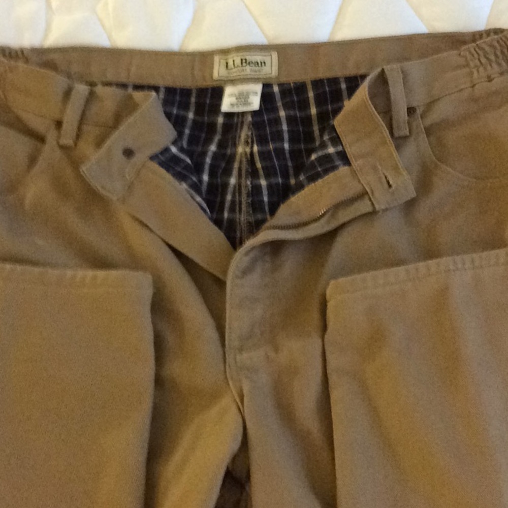 Men’s LL Bean Flannel Lined Tan Chino 46/29